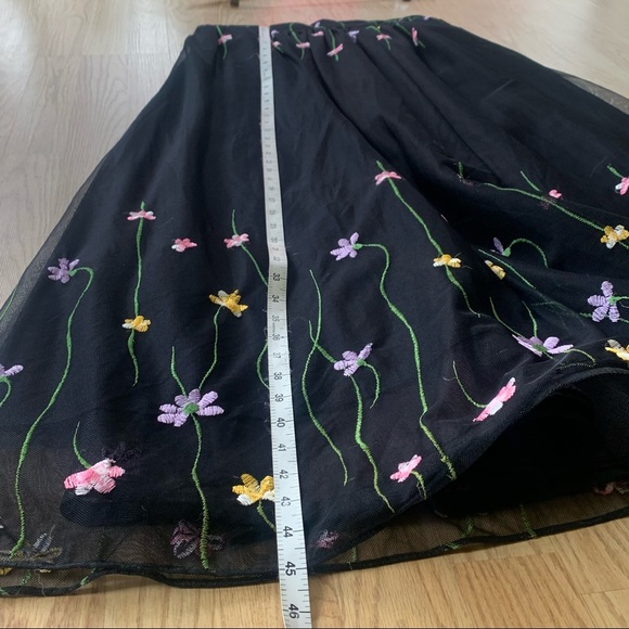 Black Tulle Maxi Skirt with embroidered floral border Vintage 90s balletcore - Picture 4 of 8